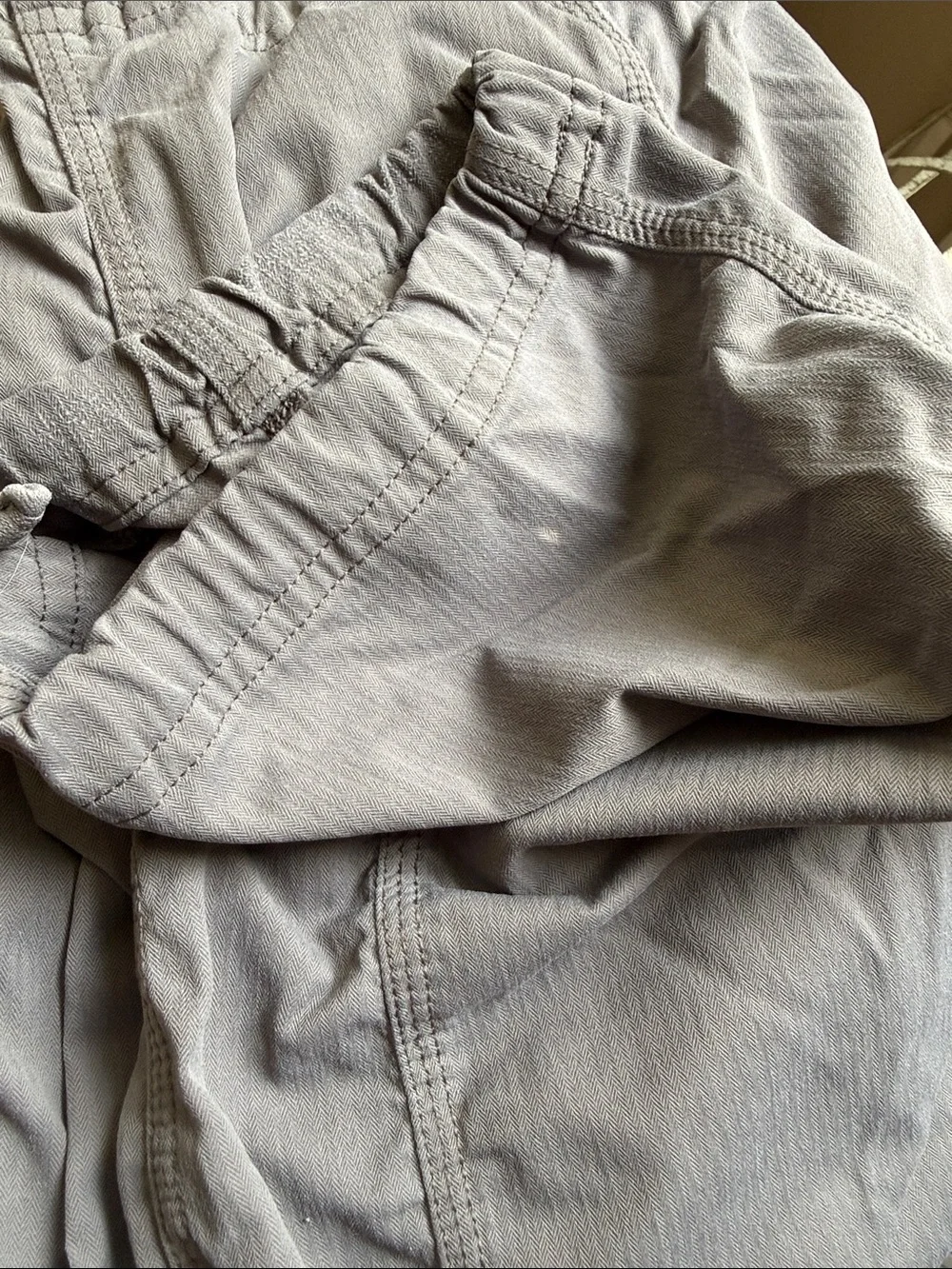 The North Face Yoga Waistband Charcoal Joggers Cropped Women’s Size M